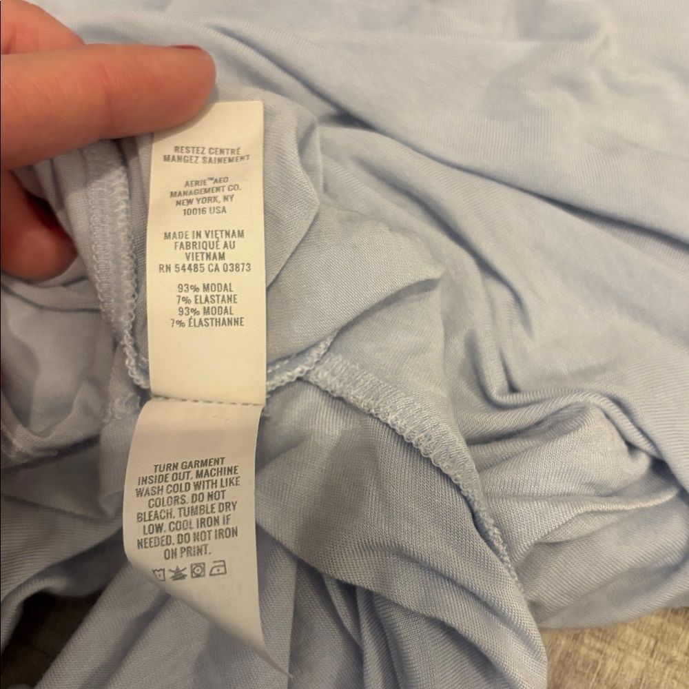 aerie twist front cropped long sleeve tee - Picture 6 of 6
